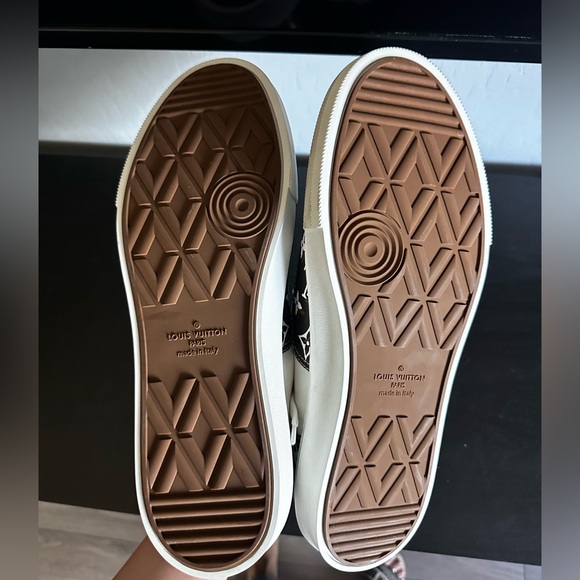 Louis Vuitton sneakers - Picture 4 of 5